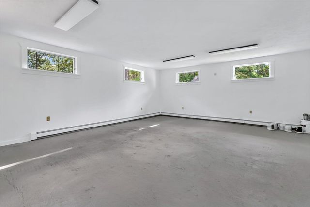 3 Viber Lane 1, Teaticket, MA 02536