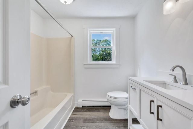 3 Viber Lane 1, Teaticket, MA 02536