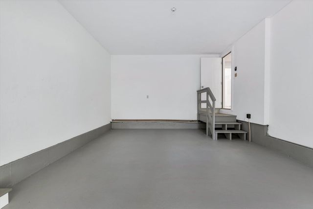 3 Viber Lane 1, Teaticket, MA 02536