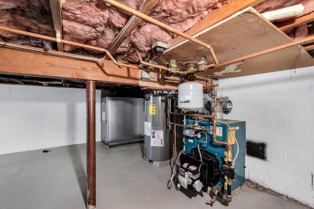 3 Viber Lane 1, Teaticket, MA 02536