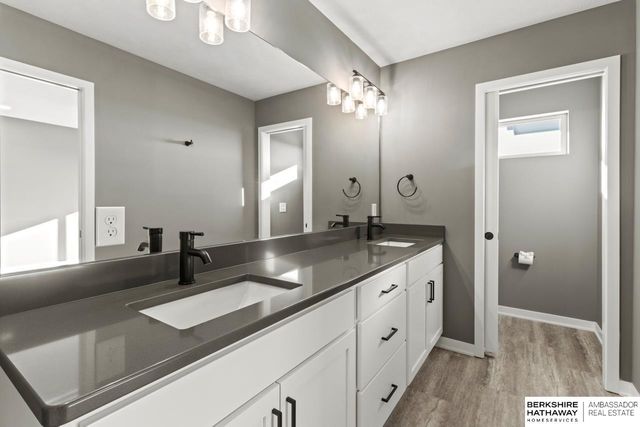 14810 Willow Street, Bennington, NE 68007