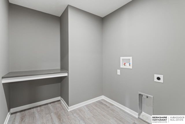 14810 Willow Street, Bennington, NE 68007