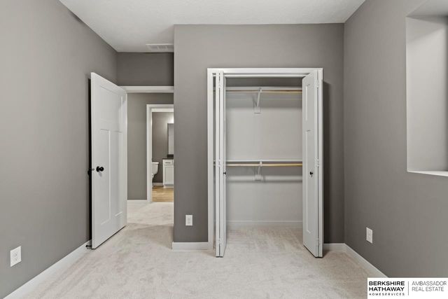 14810 Willow Street, Bennington, NE 68007