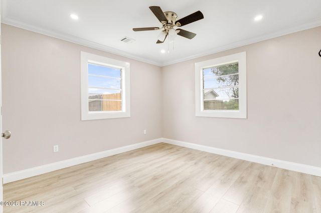 215 Hibiscus Street, Opelousas, LA 70570