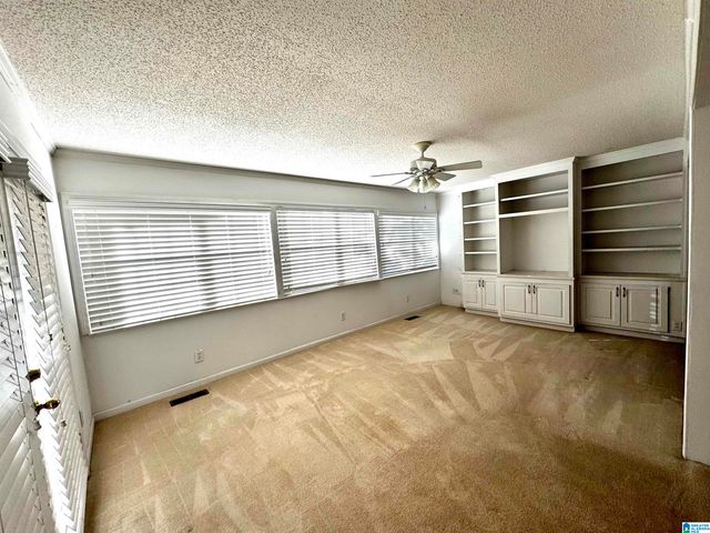 608 MEADOW PLACE, Gardendale, AL 35071