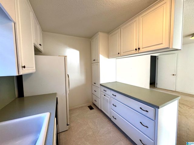 608 MEADOW PLACE, Gardendale, AL 35071