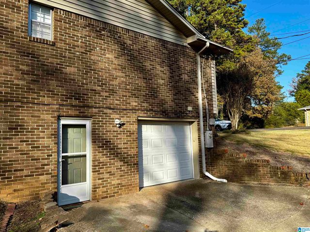 608 MEADOW PLACE, Gardendale, AL 35071