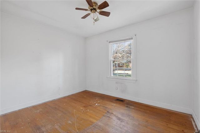 207 Beechwood DR, Suffolk, VA 23434