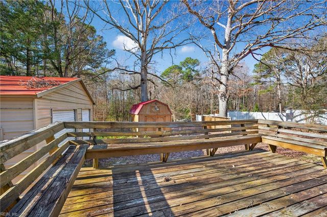 207 Beechwood DR, Suffolk, VA 23434