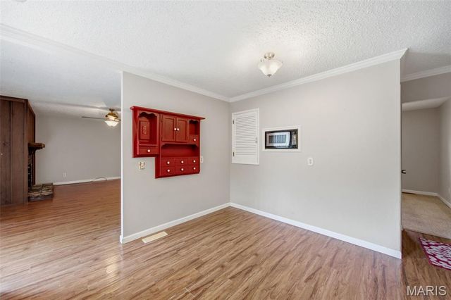 5615 Wieland Drive, St Louis, MO 63128