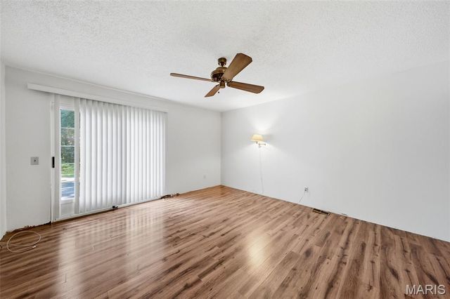 5615 Wieland Drive, St Louis, MO 63128