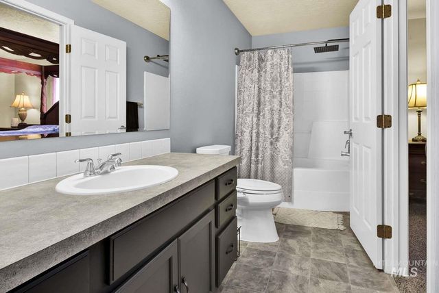 11793 Shelburne, Caldwell, ID 83605