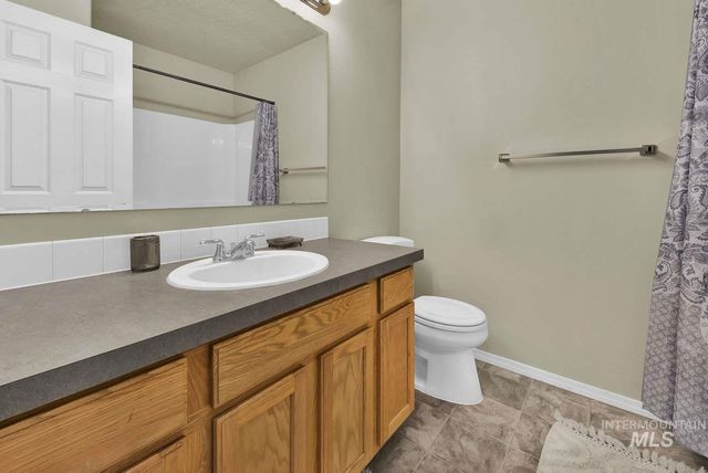 11793 Shelburne, Caldwell, ID 83605