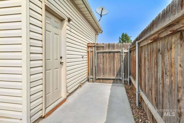 11793 Shelburne, Caldwell, ID 83605