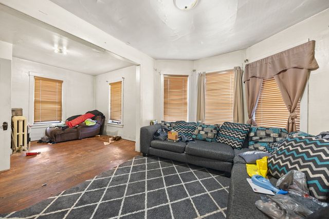 12045 S Eggleston Avenue, Chicago, IL 60628