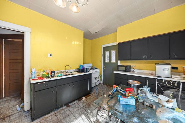 12045 S Eggleston Avenue, Chicago, IL 60628