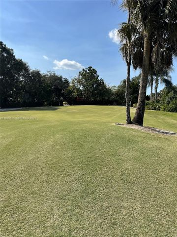 2 Alnwick Rd, Palm Beach Gardens, FL 33418