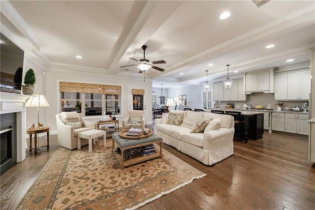 137 Sweetbriar Farms Road, Woodstock, GA 30188