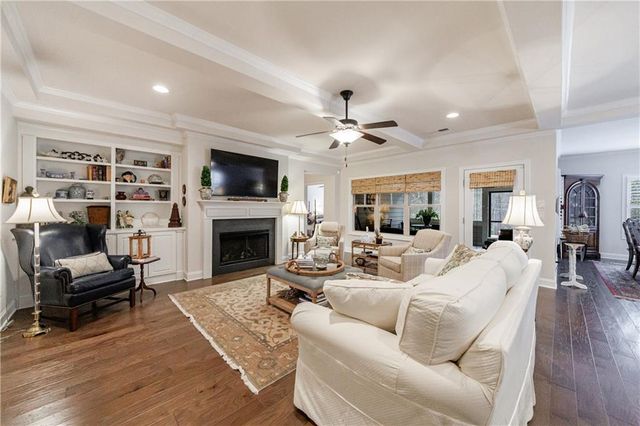 137 Sweetbriar Farms Road, Woodstock, GA 30188