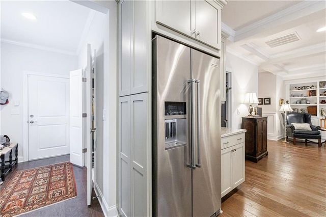 137 Sweetbriar Farms Road, Woodstock, GA 30188