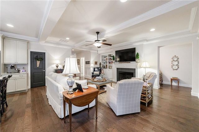 137 Sweetbriar Farms Road, Woodstock, GA 30188