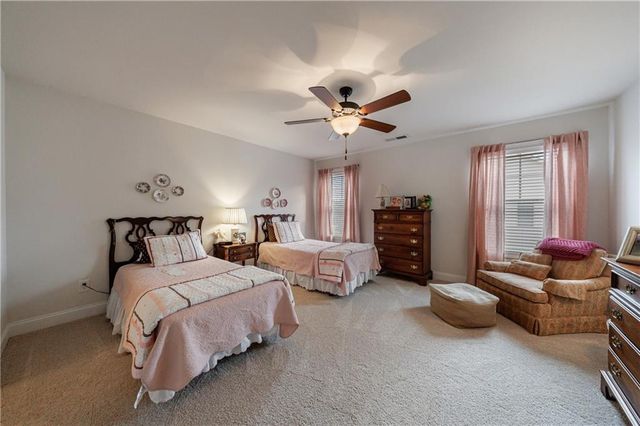 137 Sweetbriar Farms Road, Woodstock, GA 30188