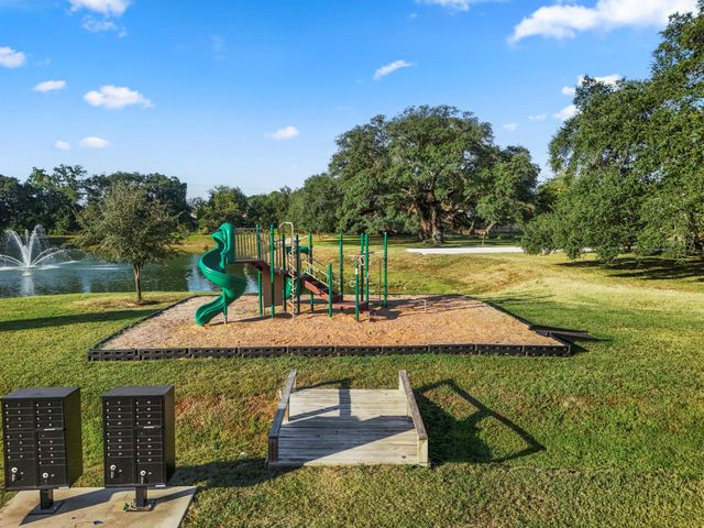 8719 Scrub Oak View Drive, Tomball, TX 77375