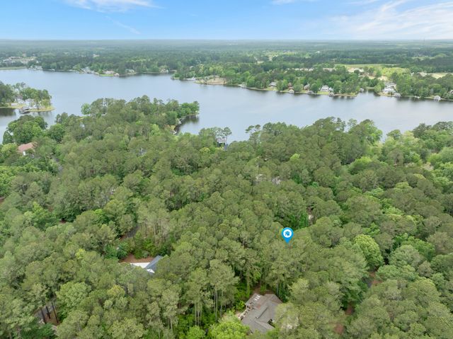 28 Canebrake Blvd., Hattiesburg, MS 39402