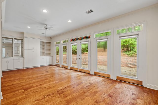 28 Canebrake Blvd., Hattiesburg, MS 39402