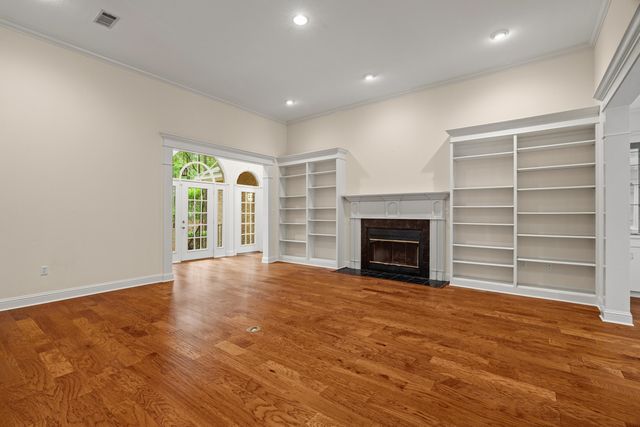 28 Canebrake Blvd., Hattiesburg, MS 39402