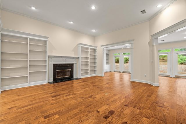 28 Canebrake Blvd., Hattiesburg, MS 39402