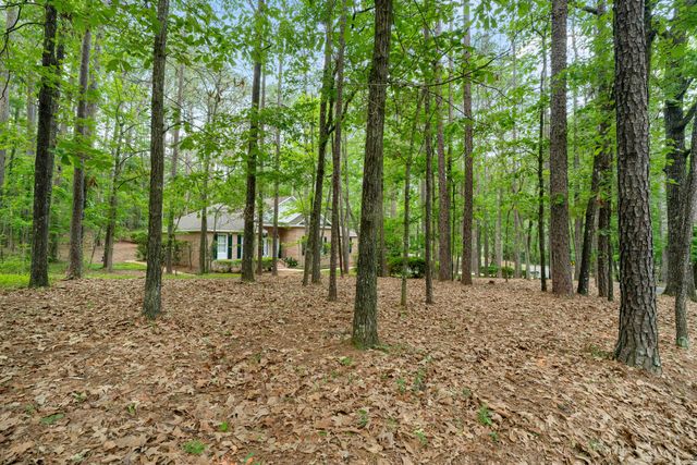 28 Canebrake Blvd., Hattiesburg, MS 39402