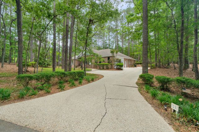 28 Canebrake Blvd., Hattiesburg, MS 39402