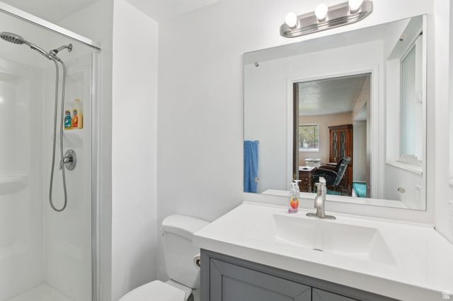 2826 E BRINTON CIR, Layton, UT 84040