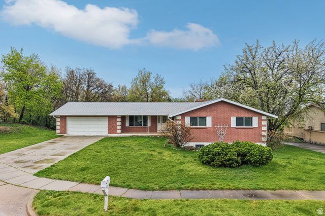 2826 E BRINTON CIR, Layton, UT 84040