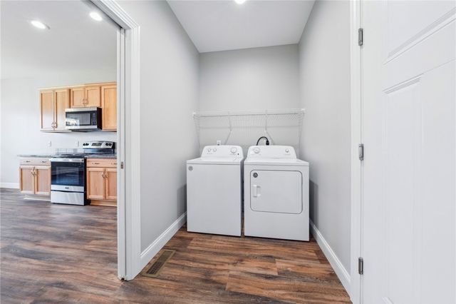 5121 Red Oak Lane, Batavia, NY 14020