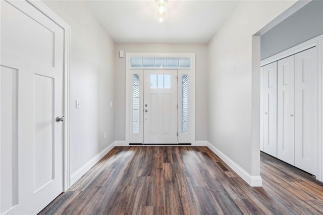 5121 Red Oak Lane, Batavia, NY 14020