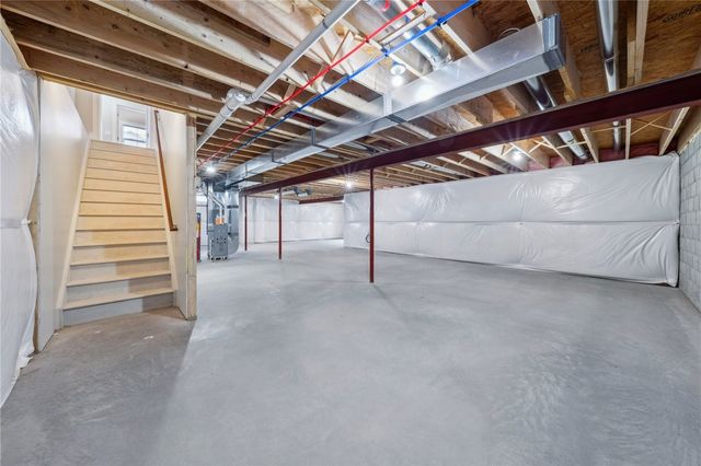 5121 Red Oak Lane, Batavia, NY 14020