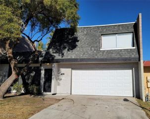 3364 Royce Court, Las Vegas, NV 89121