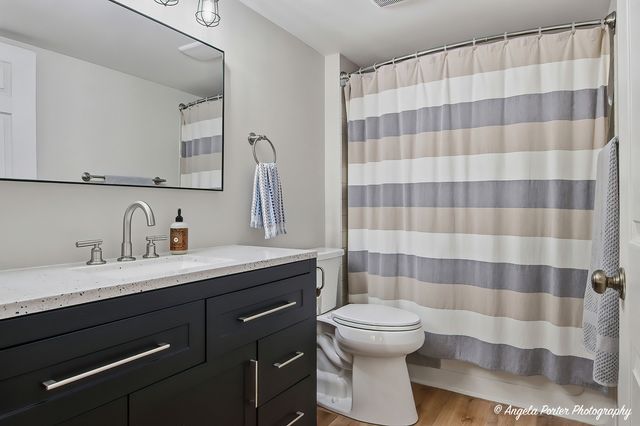 386 Crystal Ridge Drive 386, Crystal Lake, IL 60012
