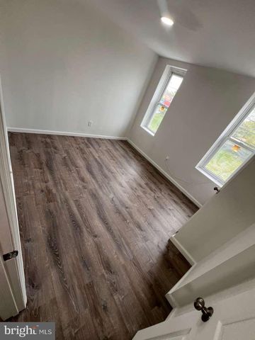 2005 S 9TH ST, Camden, NJ 08104