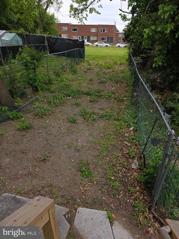 2005 S 9TH ST, Camden, NJ 08104