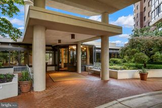 1600 N OAK ST #1233, Arlington, VA 22209