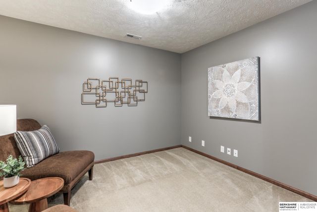 19621 Chandler Street, Gretna, NE 68028