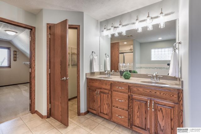 19621 Chandler Street, Gretna, NE 68028