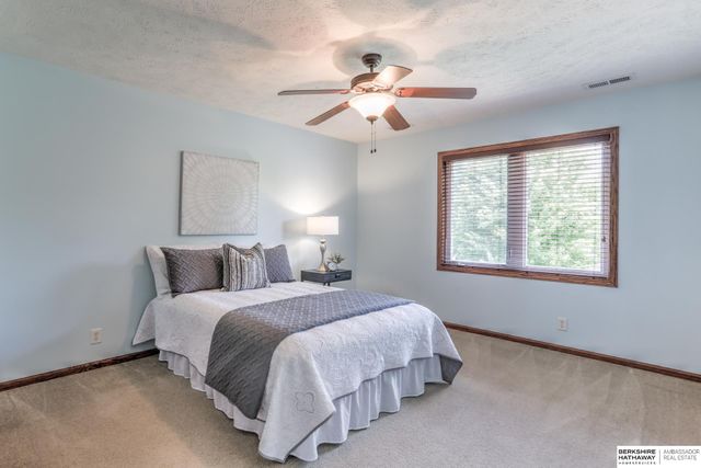 19621 Chandler Street, Gretna, NE 68028