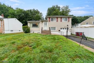 286 Mclean Pl, Hillside Twp., NJ 07205
