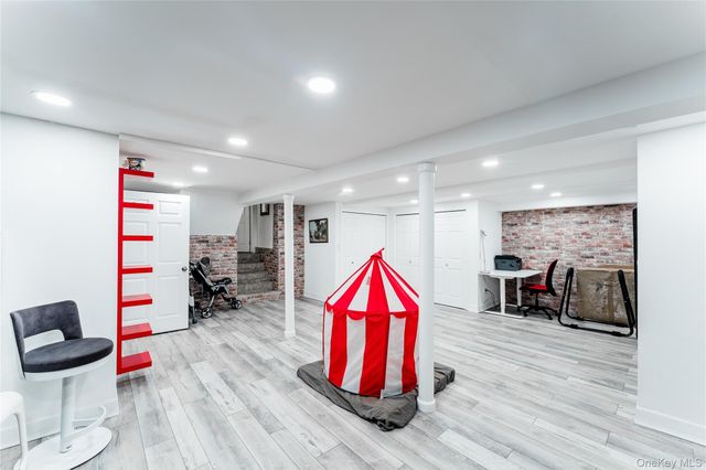 575 Cornwell Avenue, Malverne, NY 11565