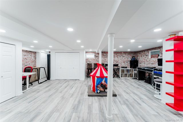 575 Cornwell Avenue, Malverne, NY 11565