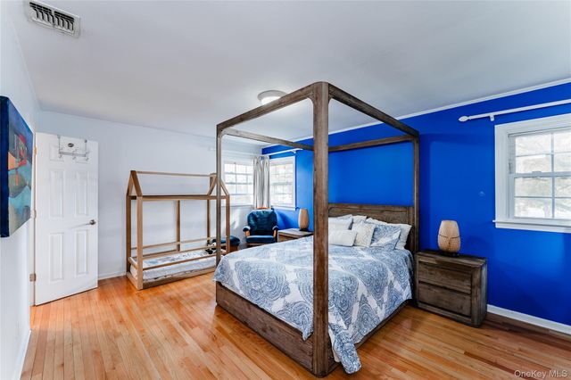 575 Cornwell Avenue, Malverne, NY 11565